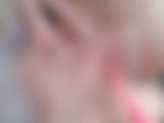 NaughtyBlooms's Live Sex Cam Show