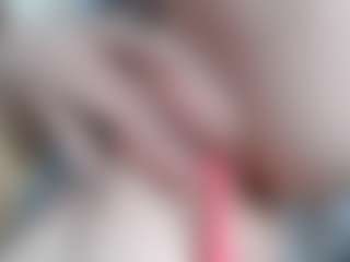 Live cam show with NaughtyBlooms - Squirt on Uber Horny