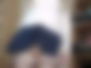 NaughtyBlooms's Live Sex Cam Show