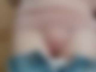 Live cam show with NaughtyBlooms - Striptease on StripNow