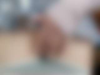 NaughtyBlooms's Live Sex Cam Show