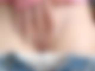 NaughtyBlooms's Live Sex Cam Show