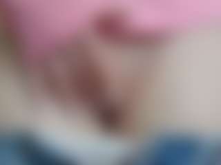 NaughtyBlooms's Live Sex Cam Show