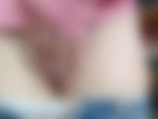 NaughtyBlooms's Live Sex Cam Show