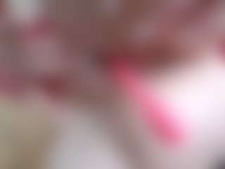 NaughtyBlooms's Live Sex Cam Show