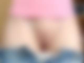 NaughtyBlooms's Live Sex Cam Show