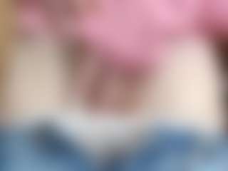 NaughtyBlooms's Live Sex Cam Show