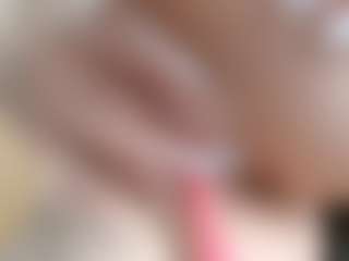NaughtyBlooms's Live Sex Cam Show