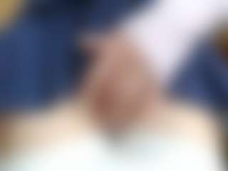 NaughtyBlooms's Live Sex Cam Show