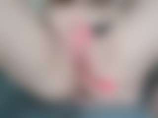 NaughtyBlooms's Live Sex Cam Show