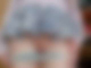 NaughtyBlooms's Live Sex Cam Show