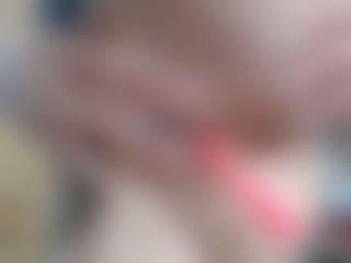 Live cam show with NaughtyBlooms - Small Tits on https://playwithruby.com