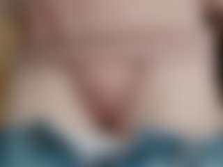Live cam show with NaughtyBlooms - Small Tits Toys on https://playwithruby.com
