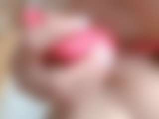 Live cam show with NaughtyBlooms - Blue Eyes on Dolls Live