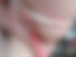 NaughtyBlooms's Live Sex Cam Show