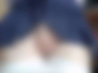 Live cam show with NaughtyBlooms - Shaved Pussy on CSO-WL