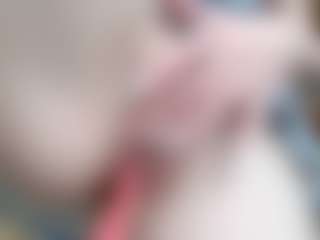NaughtyBlooms's Live Sex Cam Show