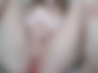 NaughtyBlooms's Live Sex Cam Show