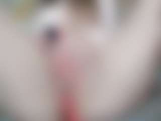 Live cam show with NaughtyBlooms - Sexy on luckytryst.com