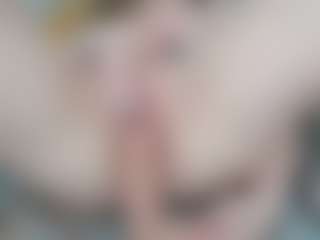 NaughtyBlooms's Live Sex Cam Show