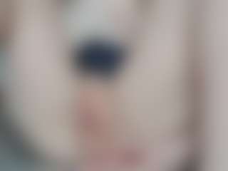 NaughtyBlooms's Live Sex Cam Show