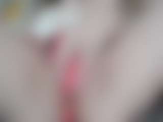 Live cam show with NaughtyBlooms - Blowjob Lovense on live18s.com