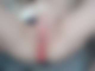 NaughtyBlooms's Live Sex Cam Show