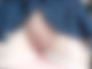 Live cam show with NaughtyBlooms - Hairy Pussy on live18s.com
