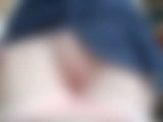 Live cam show with NaughtyBlooms - Hairy Pussy on CamSextacy