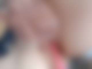 NaughtyBlooms's Live Sex Cam Show