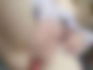 NaughtyBlooms's Live Sex Cam Show