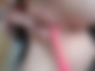 NaughtyBlooms's Live Sex Cam Show