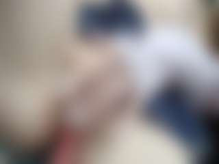 NaughtyBlooms's Live Sex Cam Show