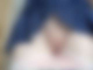 NaughtyBlooms's Live Sex Cam Show