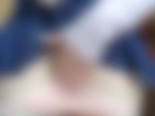 NaughtyBlooms's Live Sex Cam Show
