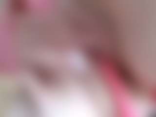 NaughtyBlooms's Live Sex Cam Show