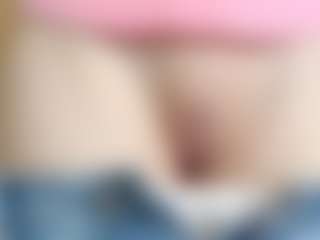 NaughtyBlooms's Live Sex Cam Show