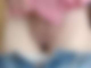 NaughtyBlooms's Live Sex Cam Show