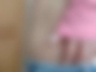 NaughtyBlooms's Live Sex Cam Show