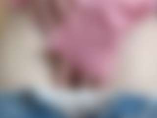 NaughtyBlooms's Live Sex Cam Show