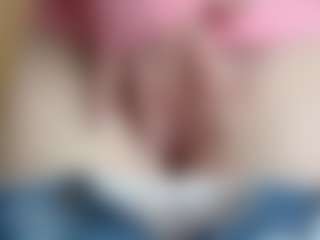 NaughtyBlooms's Live Sex Cam Show