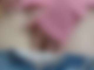 NaughtyBlooms's Live Sex Cam Show