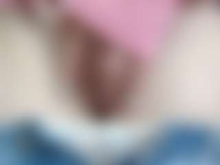 NaughtyBlooms's Live Sex Cam Show