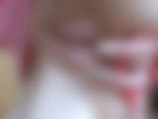 NaughtyBlooms's Live Sex Cam Show