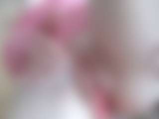 NaughtyBlooms's Live Sex Cam Show