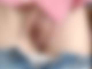 NaughtyBlooms's Live Sex Cam Show