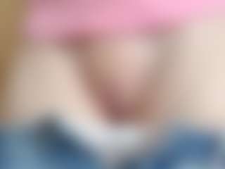 NaughtyBlooms's Live Sex Cam Show