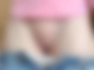 NaughtyBlooms's Live Sex Cam Show