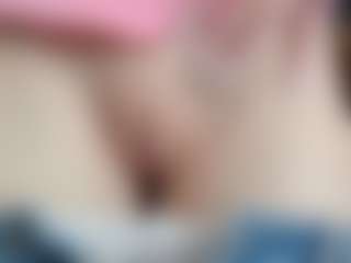 NaughtyBlooms's Live Sex Cam Show