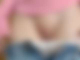 NaughtyBlooms's Live Sex Cam Show